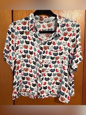 Zahara Short-Sleeve Cat Print Button-Up Shirt - Multi